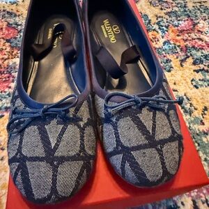 Valentino Women's Navy Ballet Flats